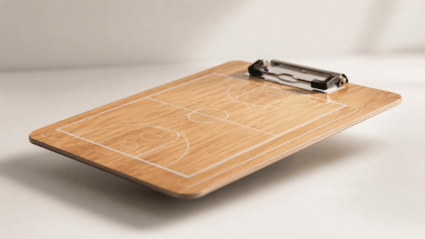 Casual Tech tactiekbord voor basketbal, 23 × 32 cm, met papierklem en bedrukt speelveld